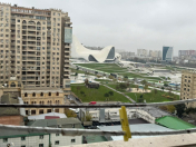 Satılır 3 otaqlı 150 m2 yeni tikili Heydər Əliyev Mərkəzi