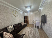 Satılır 3 otaqlı 90 m2 köhnə tikili Yasamal r.