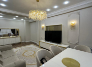 Satılır 2 otaqlı 82 m2 yeni tikili Yasamal r.