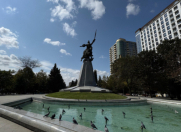 Satılır 4 otaqlı 240 m2 yeni tikili Nəsimi r.