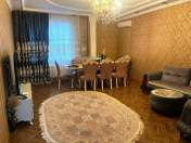 Satılır 3 otaqlı 132 m2 yeni tikili Qaraçuxur