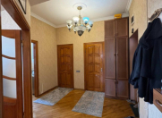 Satılır 3 otaqlı 95 m2 yeni tikili Memar Əcəmi m.