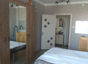 Satılır 2 otaqlı 75 m2 köhnə tikili Badamdar