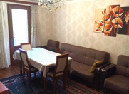 Satılır 3 otaqlı 80 m2 köhnə tikili Elmlər Akademiyası m.