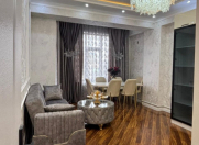 Satılır 3 otaqlı 80 m2 yeni tikili 28 May m.