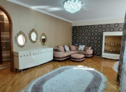 Satılır 3 otaqlı 130 m2 yeni tikili 28 May m.