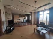 Satılır 3 otaqlı 130 m2 yeni tikili Nizami m.