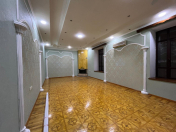 İcarəyə verilir 4 otaqlı 220 m2 ofis 28 May m.