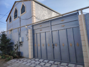 Satılır 3 otaqlı 200 m2 həyət evi Zığ