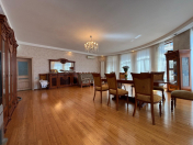 Satılır 4 otaqlı 192 m2 yeni tikili Xətai r.