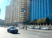 Satılır 4 otaqlı 250 m2 yeni tikili İnşaatçılar m.