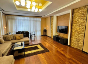 Satılır 4 otaqlı 162 m2 yeni tikili Gənclik m.