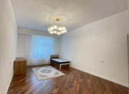 Satılır 4 otaqlı 170 m2 yeni tikili Ağ şəhər