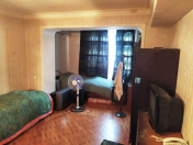 Satılır 1 otaqlı 45 m2 köhnə tikili Nəsimi r.