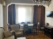 Satılır 4 otaqlı 160 m2 yeni tikili İnşaatçılar m.