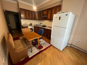 İcarəyə verilir 3 otaqlı 110 m2 yeni tikili Qara Qarayev m.