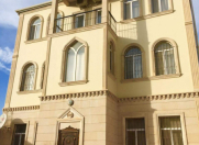 Satılır 6 otaqlı 270 m2 villa Badamdar