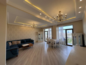 İcarəyə verilir 3 otaqlı 135 m2 yeni tikili Ağ şəhər