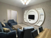 İcarəyə verilir 3 otaqlı 105 m2 yeni tikili 8 Noyabr m.