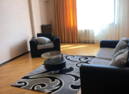 İcarəyə verilir 2 otaqlı 85 m2 yeni tikili 8 Noyabr m.