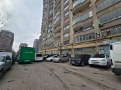 Satılır 1 otaqlı 60 m2 obyekt Nizami m.