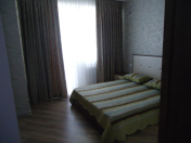 İcarəyə verilir 2 otaqlı 85 m2 yeni tikili Şah İsmayıl Xətai m.