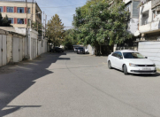 İcarəyə verilir 60.08 m2 qaraj Ayna Sultanova heykəli