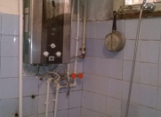 İcarəyə verilir 2 otaqlı 60 m2 köhnə tikili Qara Qarayev m.