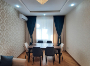 Satılır 2 otaqlı 60 m2 yeni tikili Gənclik m.