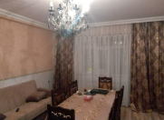 Satılır 2 otaqlı 75 m2 köhnə tikili Gənclik m.