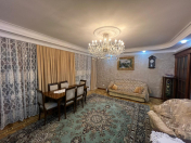 Satılır 4 otaqlı 100 m2 köhnə tikili Azadlıq prospekti m.