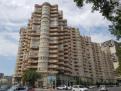 Satılır 3 otaqlı 100 m2 yeni tikili Elmlər Akademiyası m.