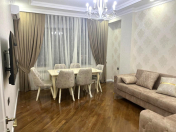 Satılır 2 otaqlı 70 m2 yeni tikili Şah İsmayıl Xətai m.