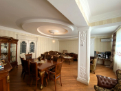 Satılır 5 otaqlı 206 m2 yeni tikili 6 mkr