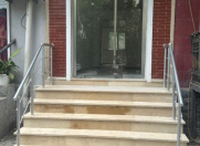 Satılır 2 otaqlı 50 m2 obyekt Elmlər Akademiyası m.