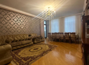 Satılır 3 otaqlı 175 m2 yeni tikili Yasamal r.