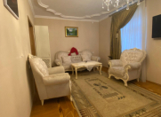 Satılır 5 otaqlı 200 m2 həyət evi Həzi Aslanov m.