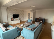 Satılır 3 otaqlı 100 m2 köhnə tikili Gənclik m.