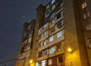 Satılır 2 otaqlı 50 m2 köhnə tikili Xalqlar Dostluğu m.