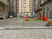 Satılır 7 otaqlı 270 m2 yeni tikili 8 Noyabr m.