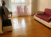 Satılır 2 otaqlı 125000 m2 köhnə tikili 8 mkr