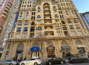 Satılır 4 otaqlı 215 m2 yeni tikili Axundov bağı