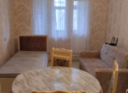 İcarəyə verilir 1 otaqlı 25 m2 köhnə tikili Həzi Aslanov m.