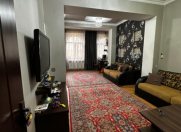 Satılır 3 otaqlı 100 m2 köhnə tikili 28 May m.