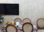 Satılır 2 otaqlı 63 m2 köhnə tikili Əhmədli m.