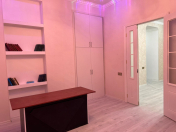 İcarəyə verilir 3 otaqlı 80 m2 ofis Səbail r.