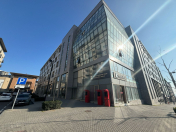 İcarəyə verilir 10 otaqlı 600 m2 obyekt Şah İsmayıl Xətai m.