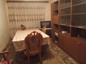 Satılır 2 otaqlı 65 m2 köhnə tikili Y.Günəşli