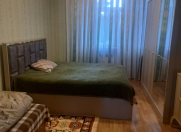 Satılır 3 otaqlı 70 m2 köhnə tikili Zərifə Əliyeva adına park