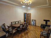 Satılır 3 otaqlı 105 m2 yeni tikili Xalqlar Dostluğu m.